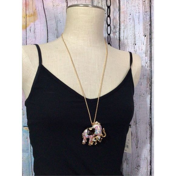 NWT Betsey Johnson Mama Elephant & Her Baby Multi Color Rhinestone Pendant Neckl - Picture 14 of 14
